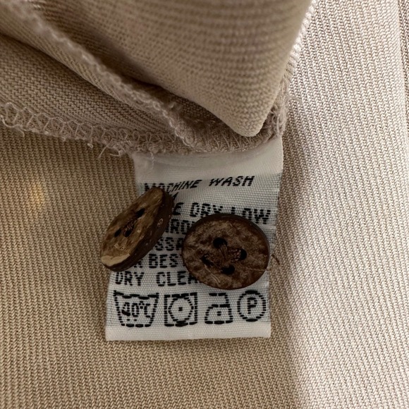 Tommy Bahama Silk Button Down Shirt Mens XL Tan Camp Collar Short Sleeve - Picture 7 of 7